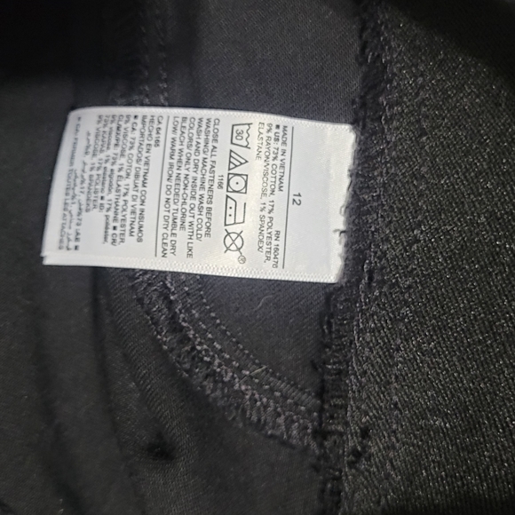 Old Navy Rockstar jeans - Picture 3 of 3